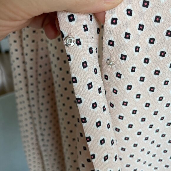 NWT ADRIANNA PAPELL Coral Blouse Cross Over Bouffant Sleeve Women's Large, FLAWS - Picture 4 of 16